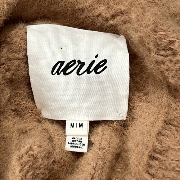 Aerie Long Sleeve Cable Knit Crew Neck Sweater Tan Size M - Picture 9 of 9